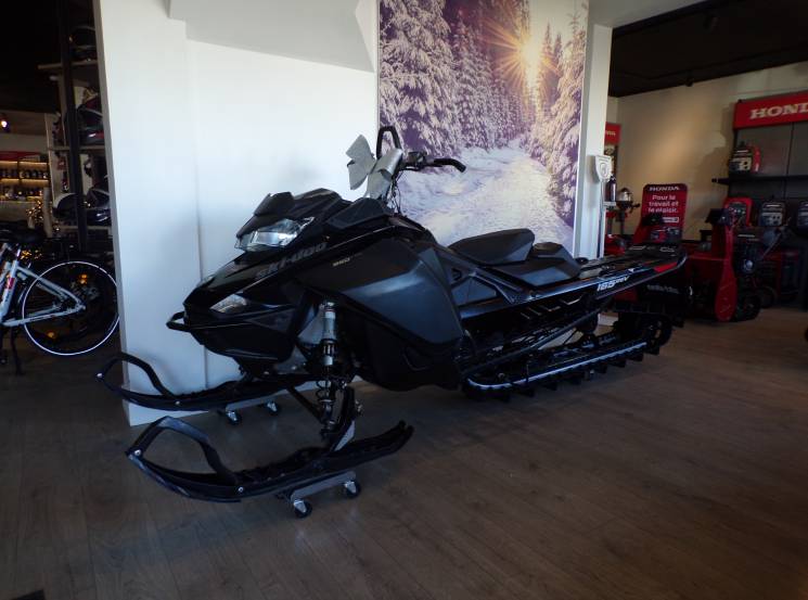 SKI-DOO SUMMIT SP 850 2018